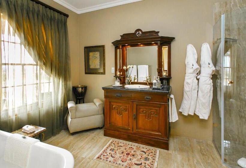 سوییت لوکس, La Plume Boutique Hotel & Spa