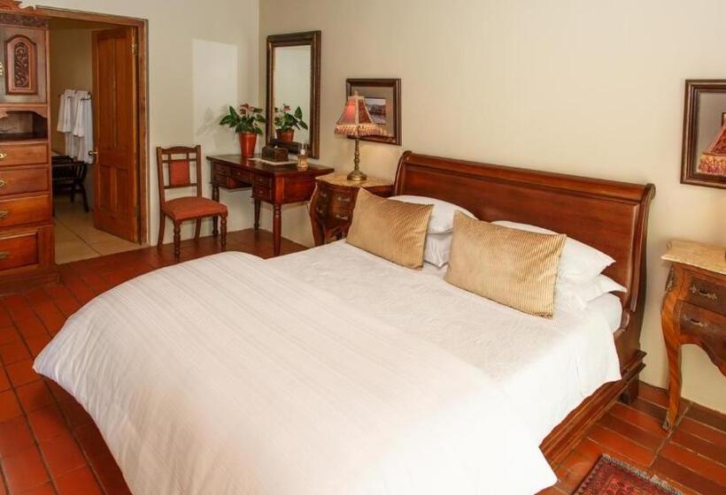 سوئیت جونیور با چشم‌انداز باغ, La Plume Boutique Hotel & Spa