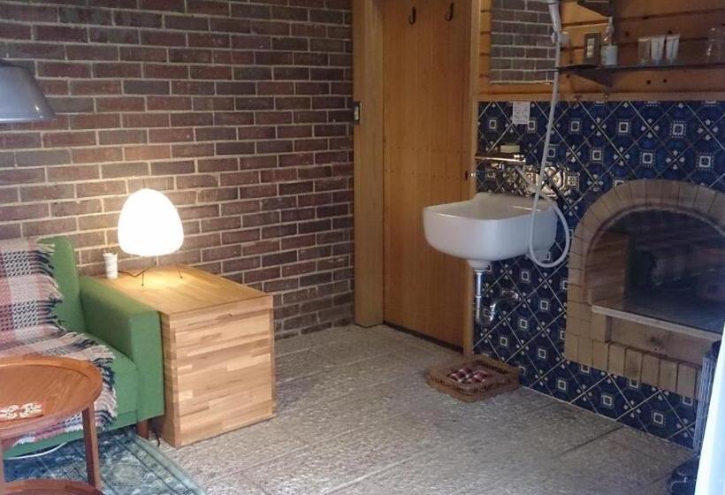 اتاق استاندارد یک تخته با سرویس بهداشتی مشترک, Tajimi Guest House