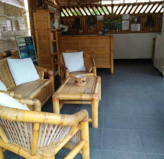 بانگلوی استاندارد, Tua Tua Keladi Bungalows