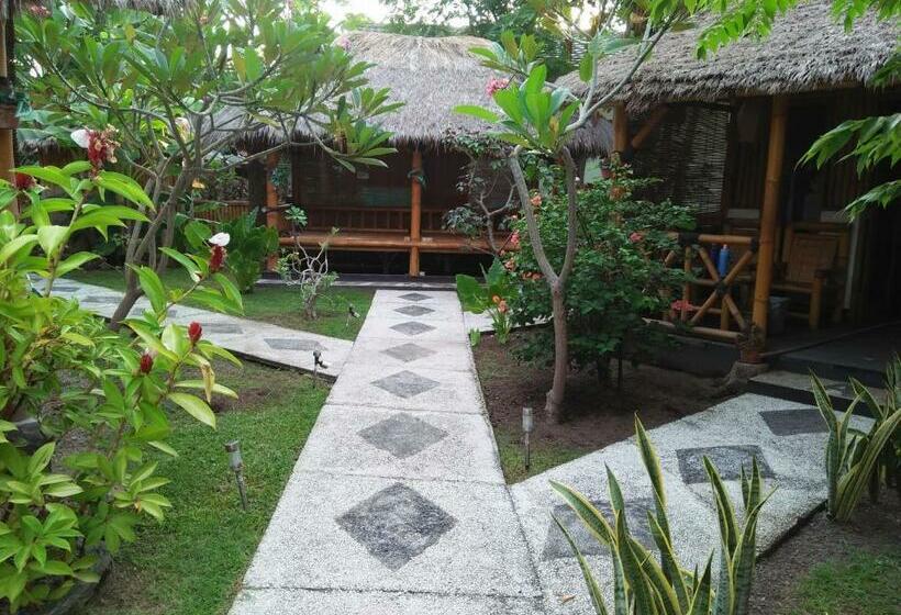 بانگلوی استاندارد, Tua Tua Keladi Bungalows