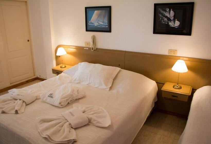 اتاق استاندارد سه نفره, La Fuente Apart
