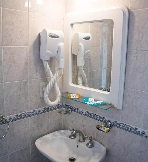 اتاق استاندارد سه نفره, La Fuente Apart