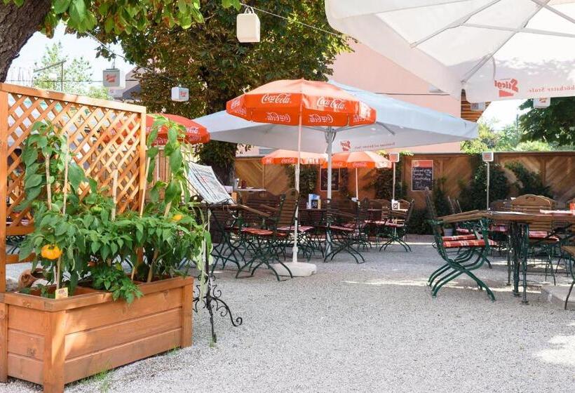 اتاق استاندارد چهار تخته, Gasthof Wastlwirt