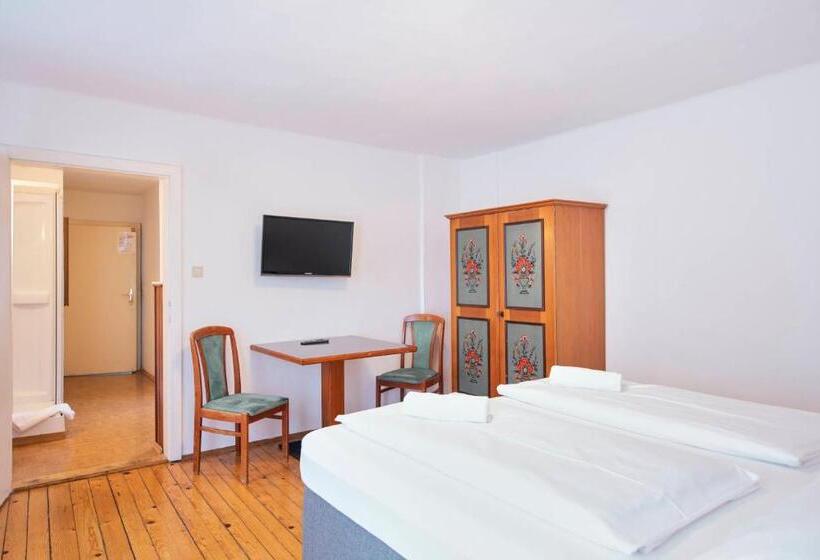 اتاق استاندارد چهار تخته, Gasthof Wastlwirt
