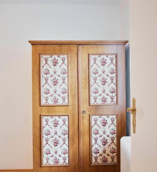 اتاق استاندارد چهار تخته, Gasthof Wastlwirt