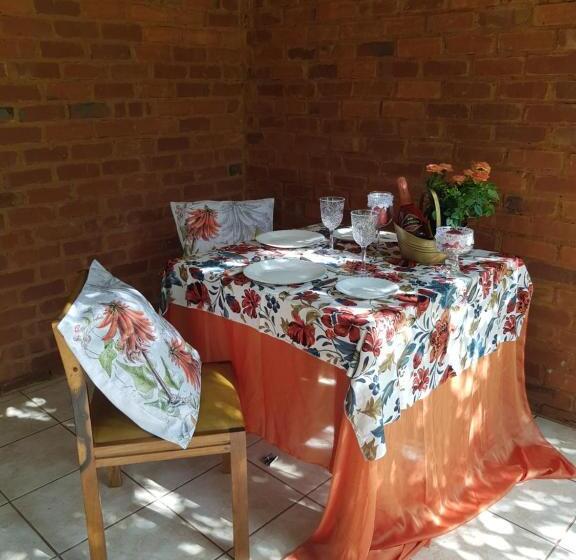 اتاق لوکس, Millstream Inn Guest House