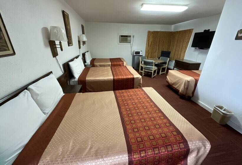 اتاق خانوادگی, Kansan Motel
