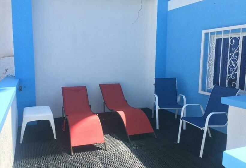 اتاق استاندارد, Hostel Paradise St