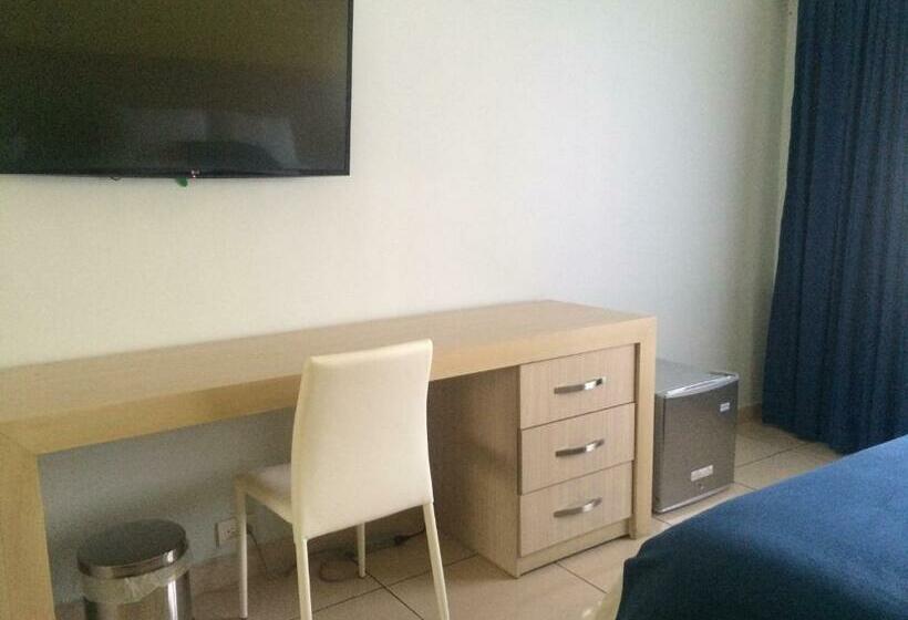 اتاق استاندارد, Hostel Paradise St