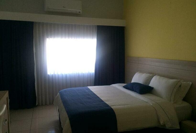 اتاق استاندارد, Hostel Paradise St