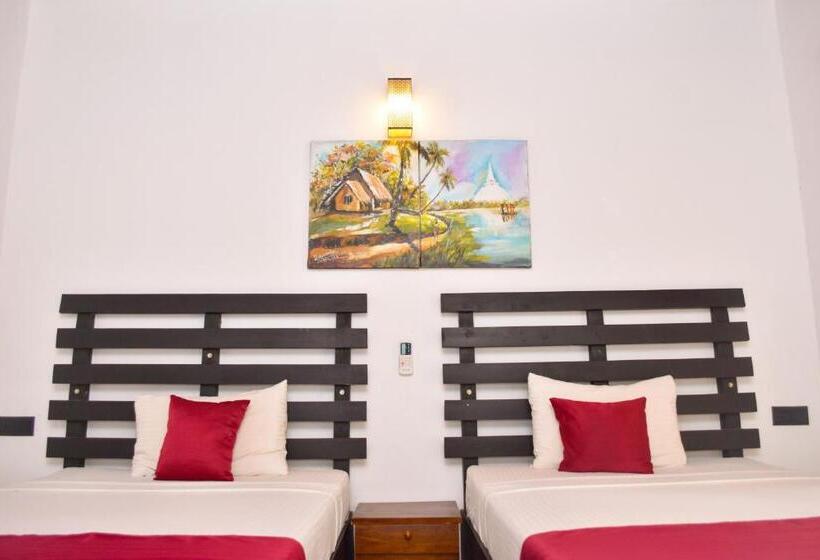 اتاق لوکس, Pivisuma Lodge