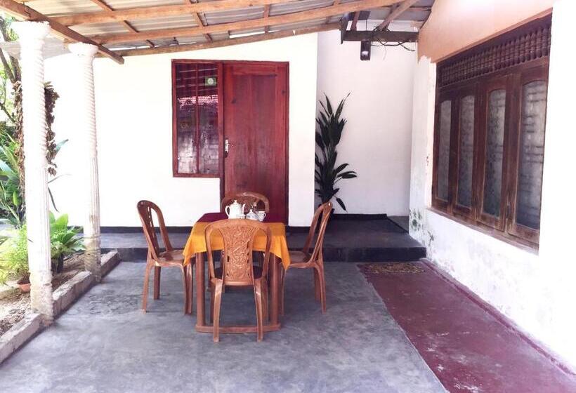 اتاق استاندارد با بالکن, Double G Motel
