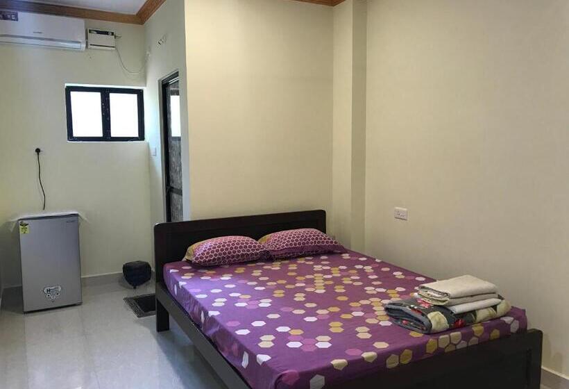 اتاق اکونومی, All Seasons Guest House