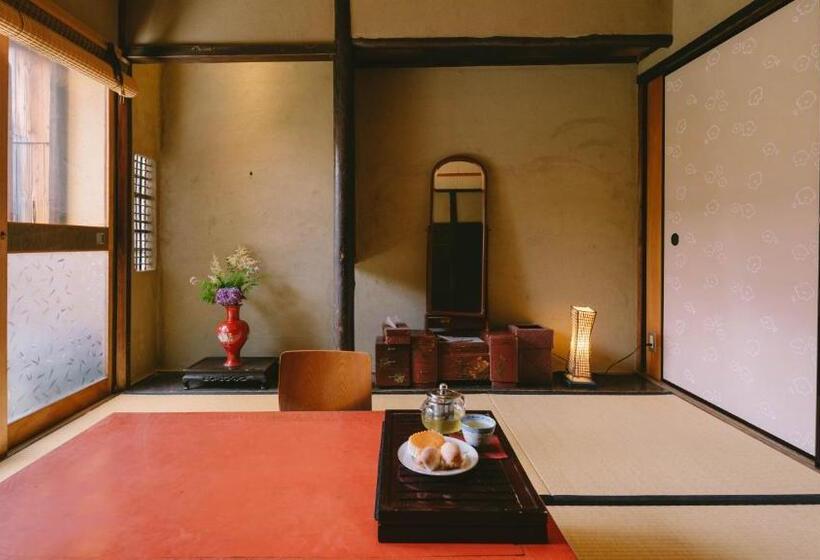 اتاق استاندارد با چشم‌انداز باغ, Guest House Umeya