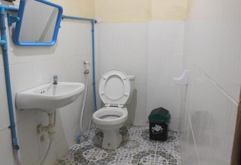 اتاق استاندارد سه نفره, Pakbeng Guesthouse