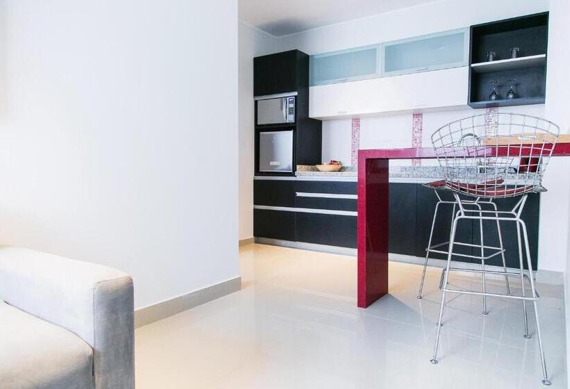 سوییت جونیور, Apart Hotel Petit Palace Suites
