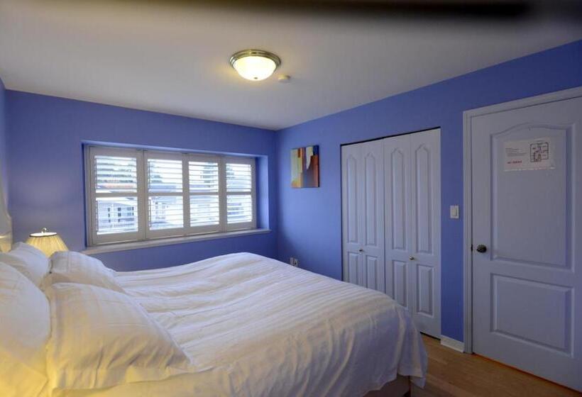 اتاق لوکس با تخت بزرگ, Marpole Guest House