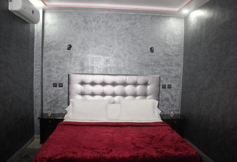 اتاق استاندارد یک نفره, Hôtel Sable D'or