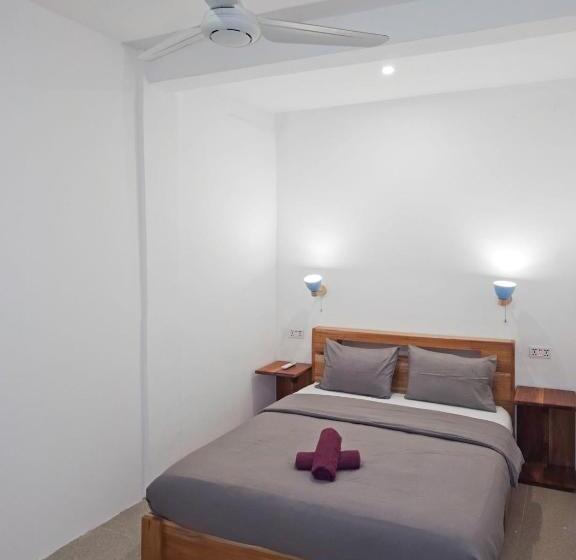 آپارتمان 1 خوابه همکف, Tipsea Turtle Rooftop Hostel Gili Trawangan