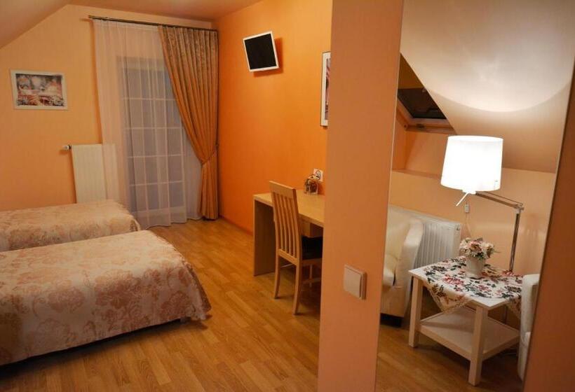 اتاق استاندارد با سرویس بهداشتی مشترک, Vila Liepa