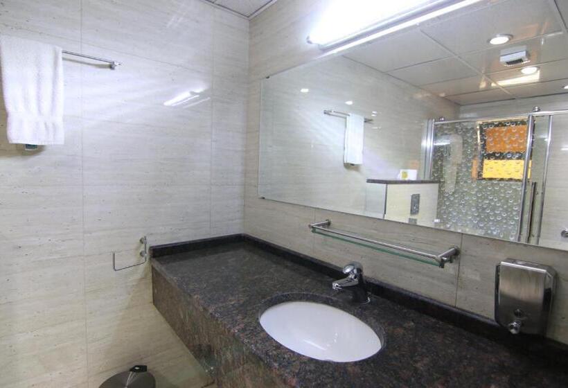 اتاق لوکس, Qaser Al Sultan Hotel Suites
