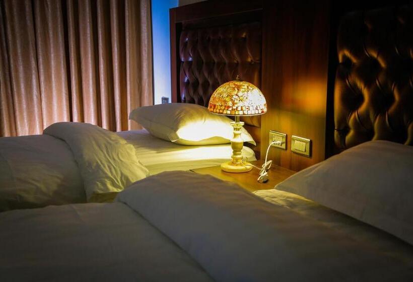 اتاق لوکس, Qaser Al Sultan Hotel Suites