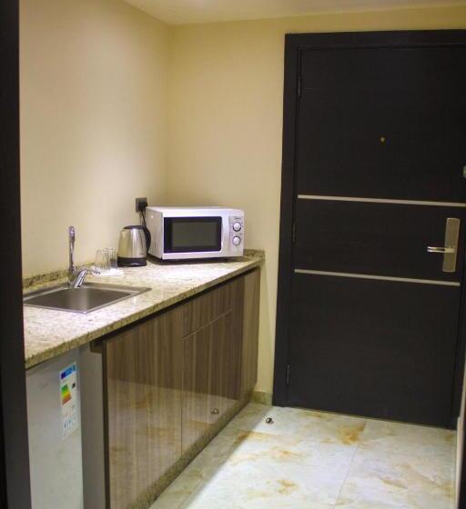 اتاق لوکس, Qaser Al Sultan Hotel Suites