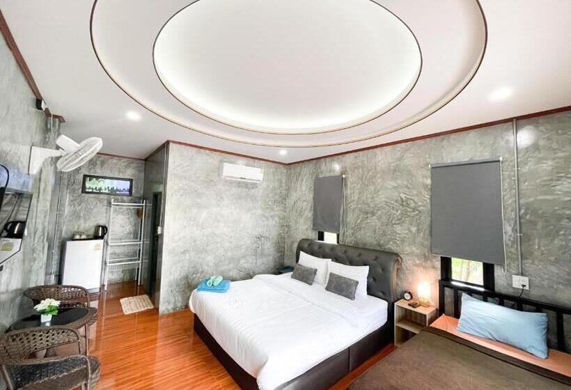 اتاق استاندارد سه نفره, Dara Homestay