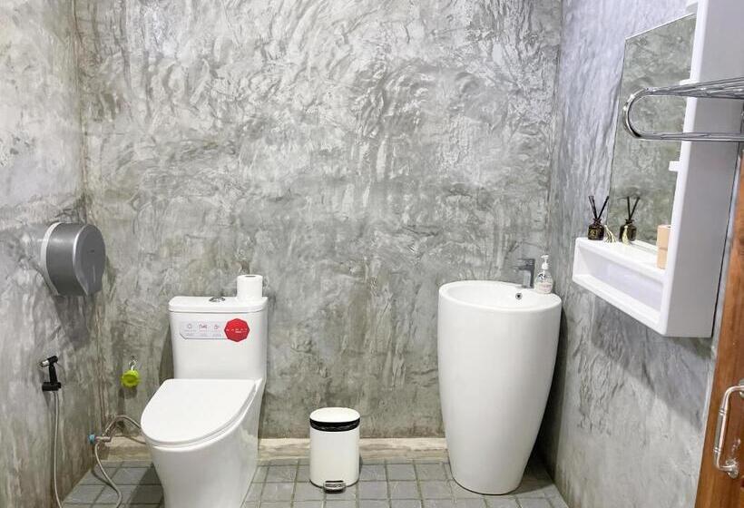 اتاق استاندارد سه نفره, Dara Homestay