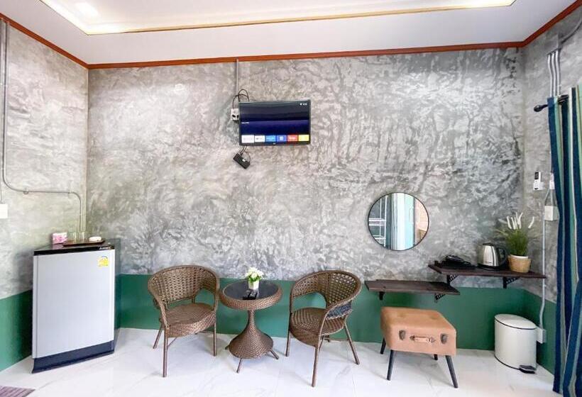 اتاق لوکس, Dara Homestay
