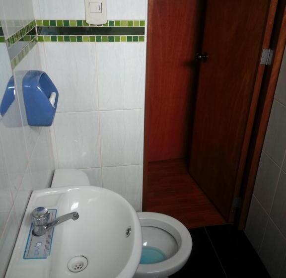 اتاق استاندارد, Hostal Arcangel