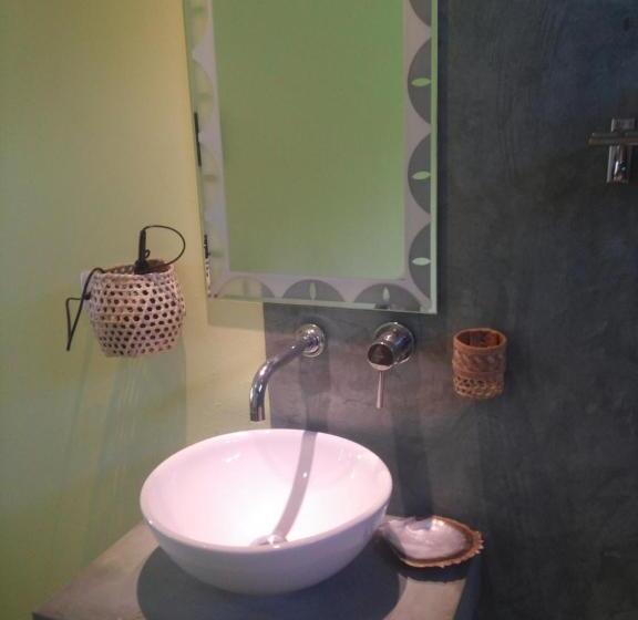 اتاق استاندارد با تخت بزرگ, Le Pandanus