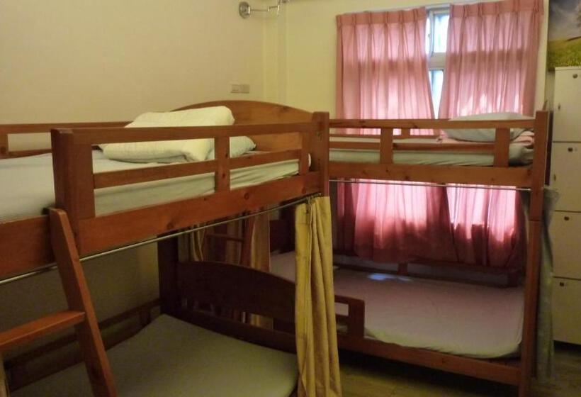 تختخواب در اتاق مشترک, Orinet Jewel Youth Hostel