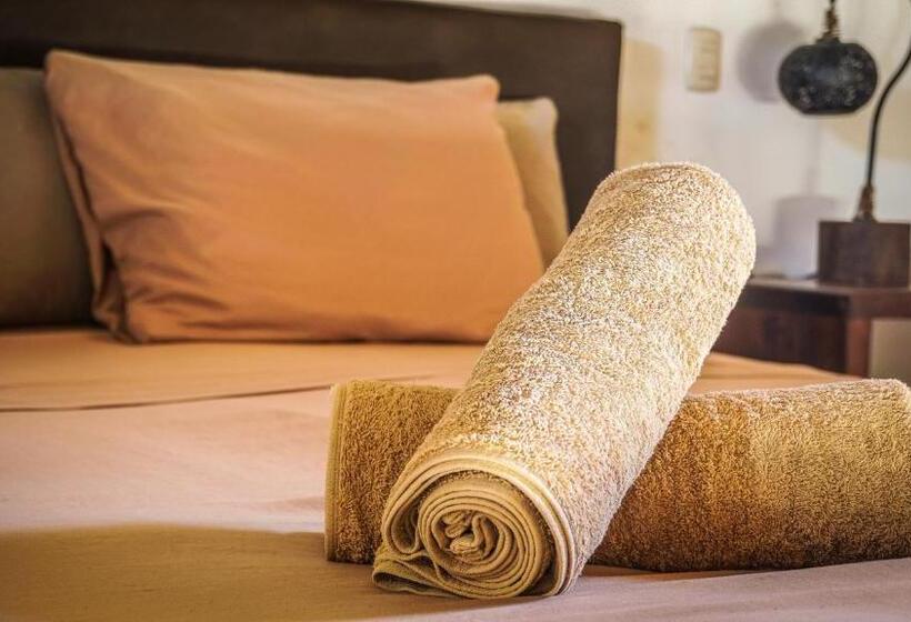 اتاق لوکس, Vibra Guesthouse