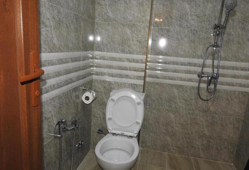 اتاق لوکس خانوادگی, White Hotel Guesthouse