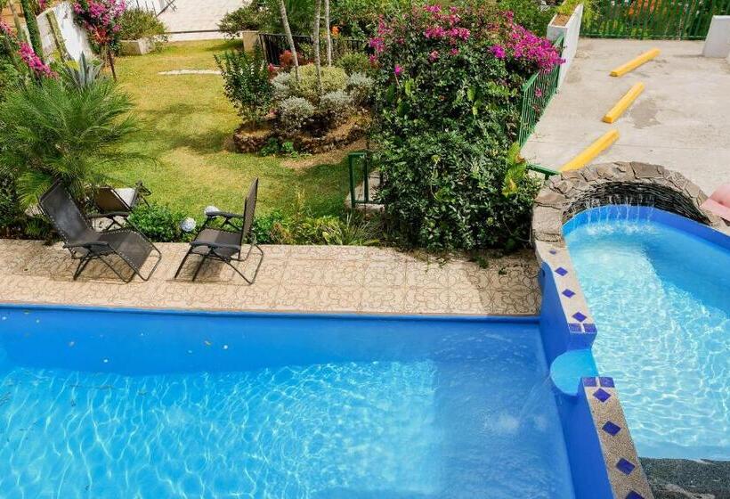 اتاق لوکس با تخت بزرگ, Loma Tranquila