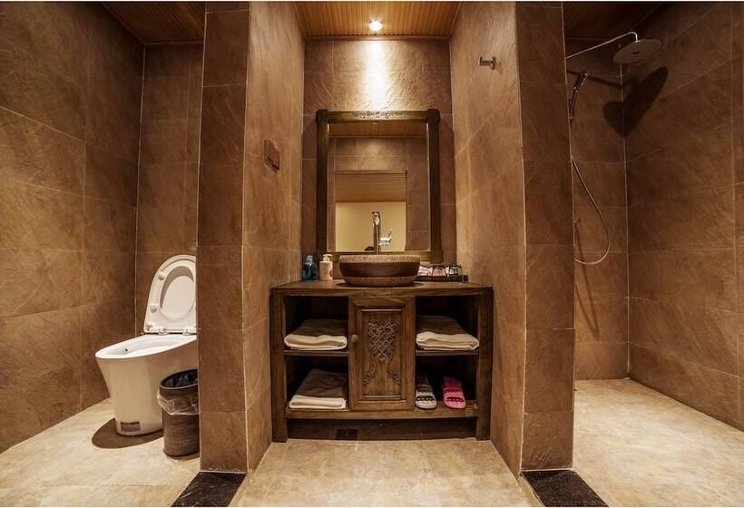 اتاق استاندارد, Blossom Dynasty Inn