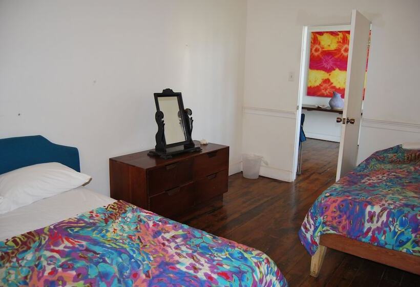 StandaardKamer, Mobay Kotch   Hostel