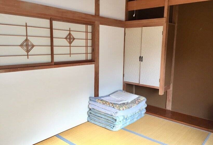 اتاق اکونومی, Guest House Itokawa