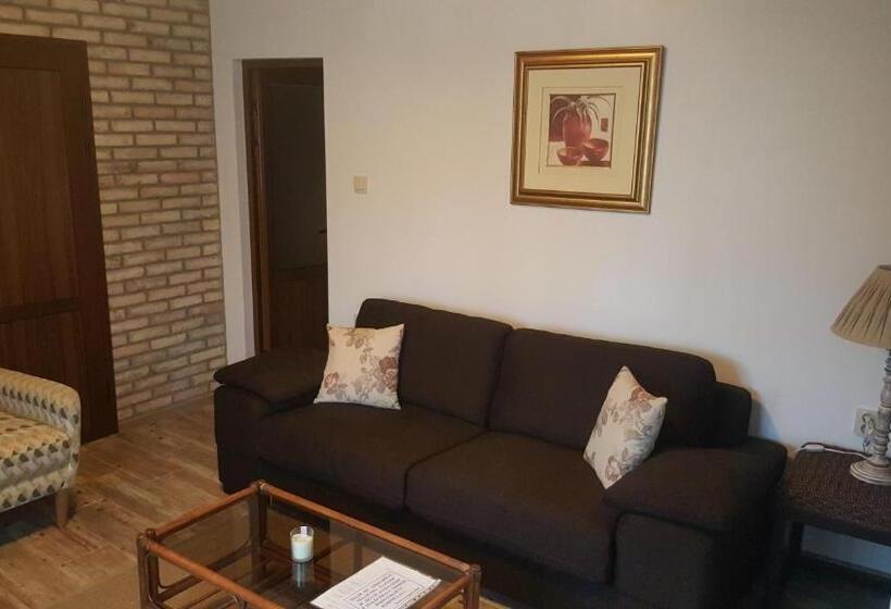 带1个卧室的豪华公寓, Guest House Zlateya