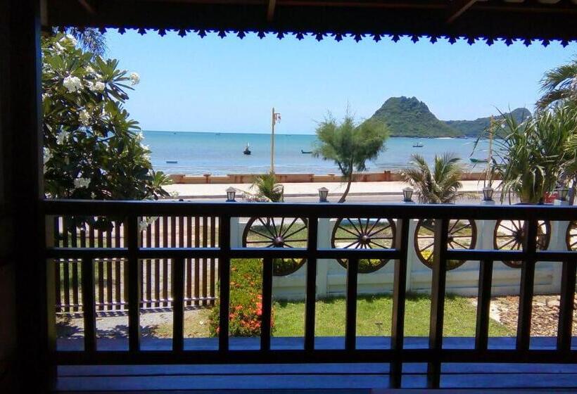 خانه 2 خوابه, Seesea Thai Wooden House On Beachfront