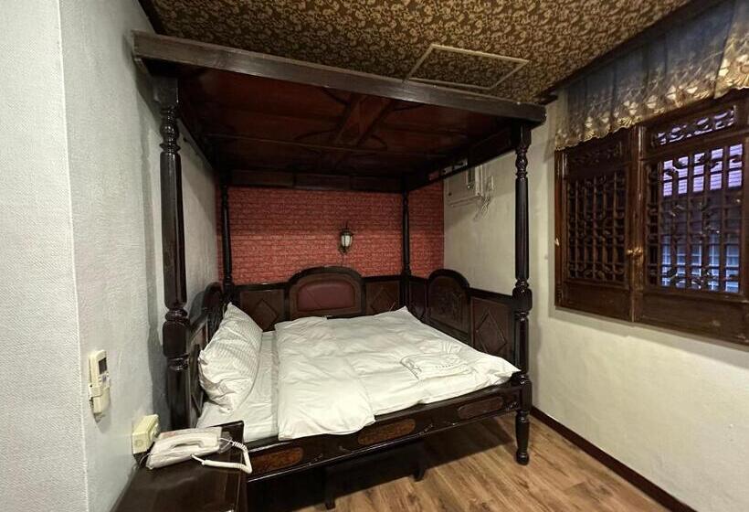 اتاق سوپریور, Ming Ren Hotspring
