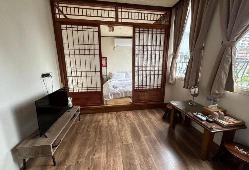 اتاق لوکس, Ming Ren Hotspring