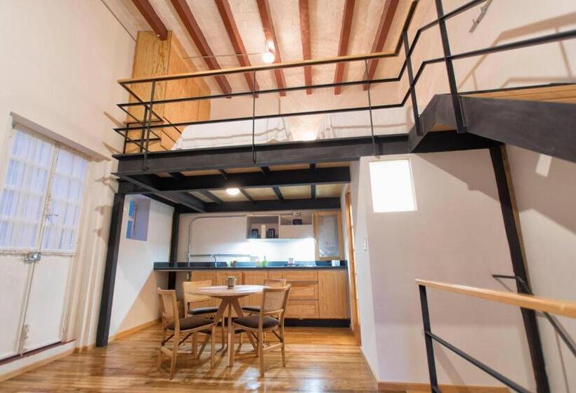 اتاق دوبلکس, Casa Moctezuma