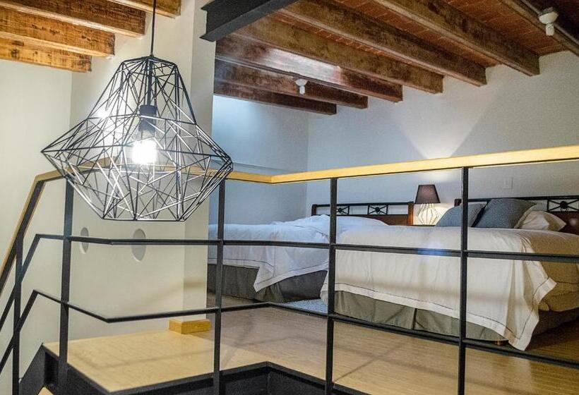 اتاق دوبلکس, Casa Moctezuma