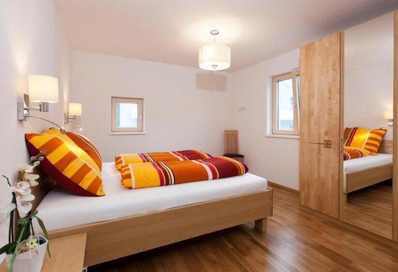 آپارتمان 1 خوابه با بالکن, Nowders Apartments