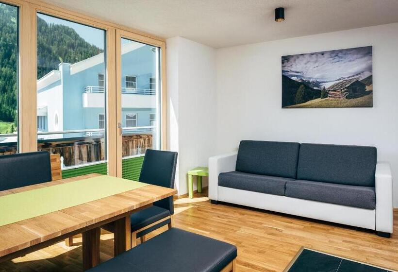 آپارتمان 1 خوابه با بالکن, Nowders Apartments