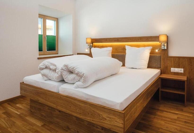 آپارتمان 1 خوابه همکف, Nowders Apartments