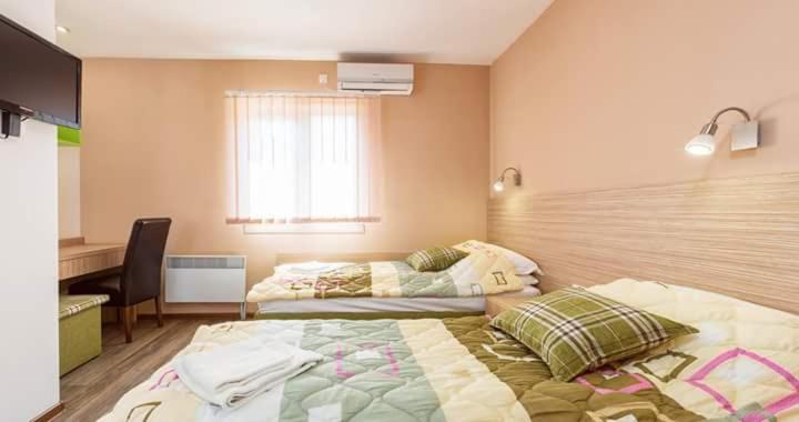 اتاق استاندارد, Bed & Breakfast Park Gate